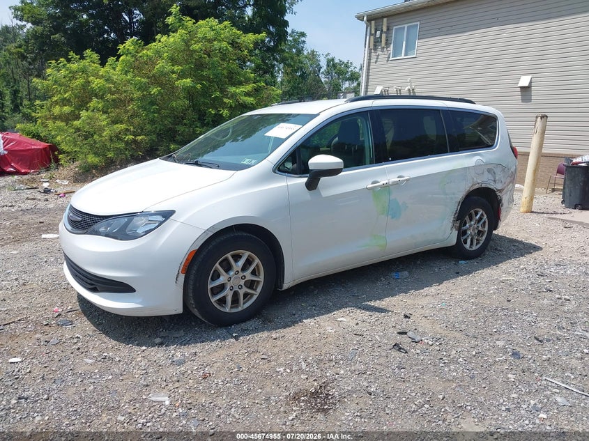 Vin: 2c4rc1dgxlr265997, lot: 46173555, chrysler voyager lxi 20202