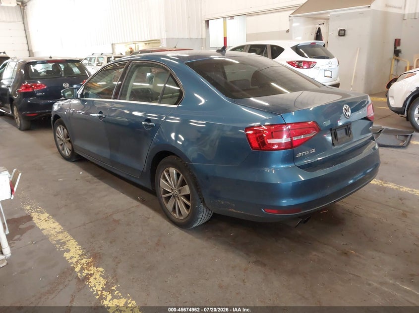 2015 VOLKSWAGEN JETTA auction photo 3