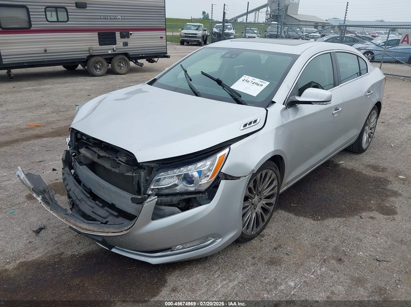 2015 Buick LaCrosse, Front End, IAAI, VIN 1G4GF5G39FF265088 — photo 2