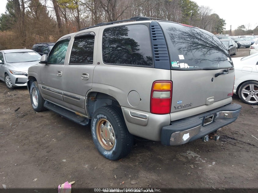 2000 GMC YUKON auction photo 3
