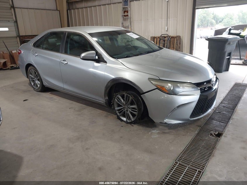TOYOTA CAMRY - zdjęcie 1