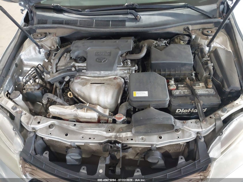 TOYOTA CAMRY - zdjęcie 10