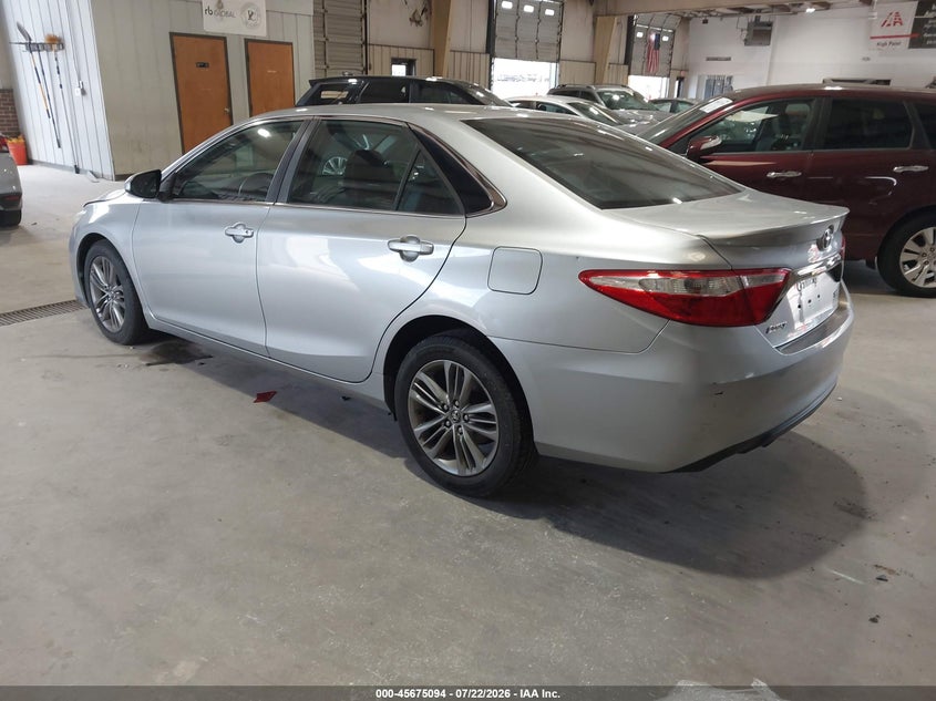 TOYOTA CAMRY - zdjęcie 3