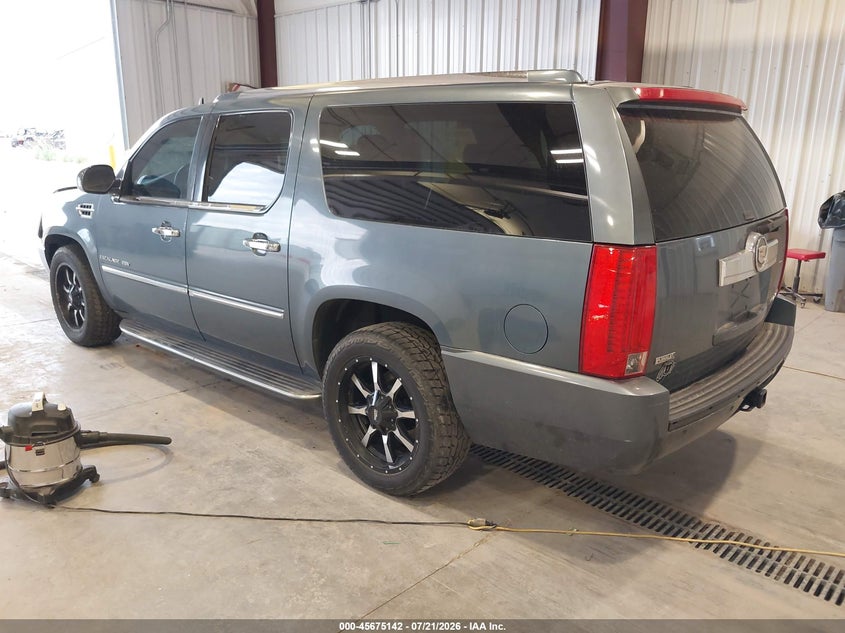 Vin: 1gyukhefxar243796, lot: 46173742, cadillac escalade esv luxury 20103