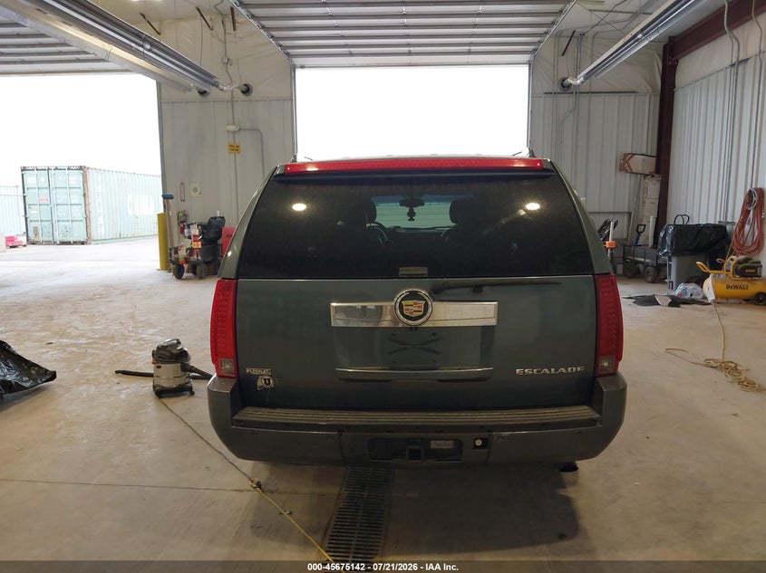 CADILLAC ESCALADE ESV 2010 VIN 1GYUKHEFXAR243796