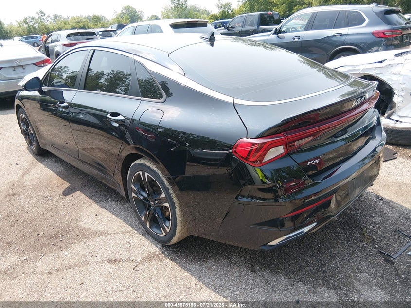 2022 KIA K5 auction photo 3