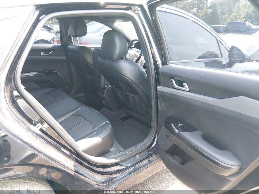 2022 KIA K5 auction photo 8