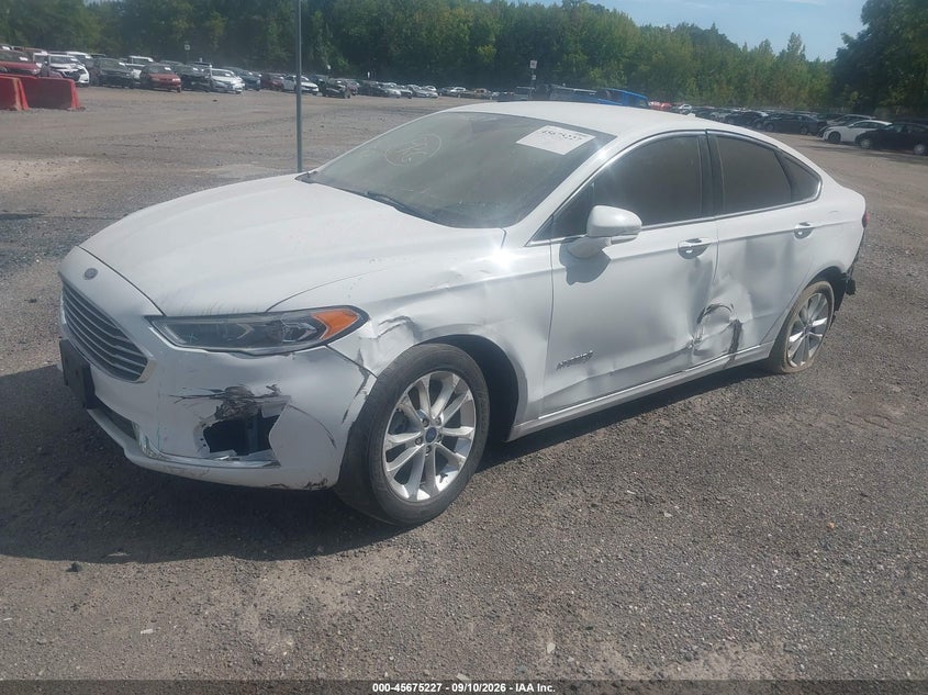 2019 FORD FUSION HYBRID auction photo 2
