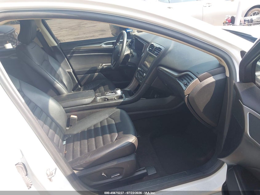 2019 FORD FUSION HYBRID auction photo 5