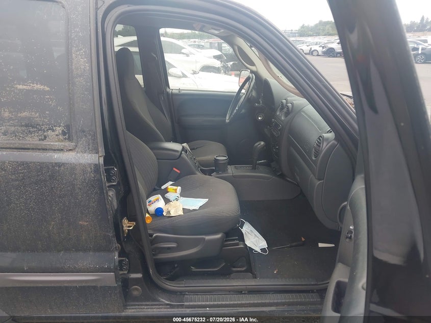 2003 JEEP LIBERTY auction photo 5