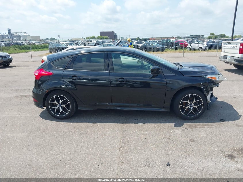 2015 Ford Focus Se VIN: 1FADP3K29FL254039 Lot: 45675234