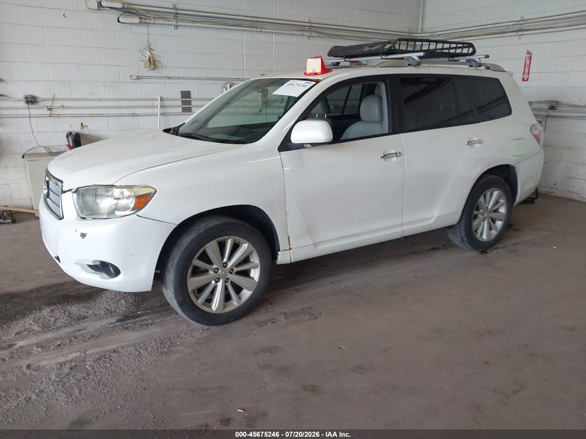 2008 Toyota Highlander, Left Front, IAAI, VIN JTEEW41A782010359 — photo 2