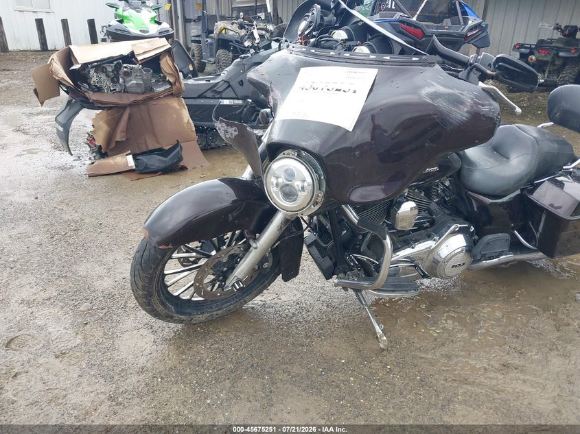 2011 Harley-Davidson Flhx VIN: 1HD1KBM1XBB657696 Lot: 45675251