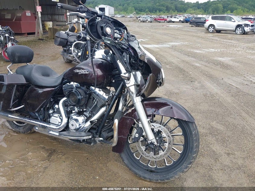 2011 Harley-davidson Flhx
