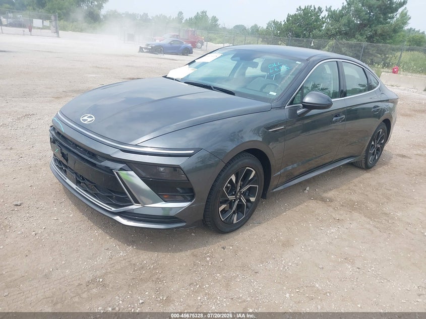 2024 HYUNDAI SONATA auction photo 2