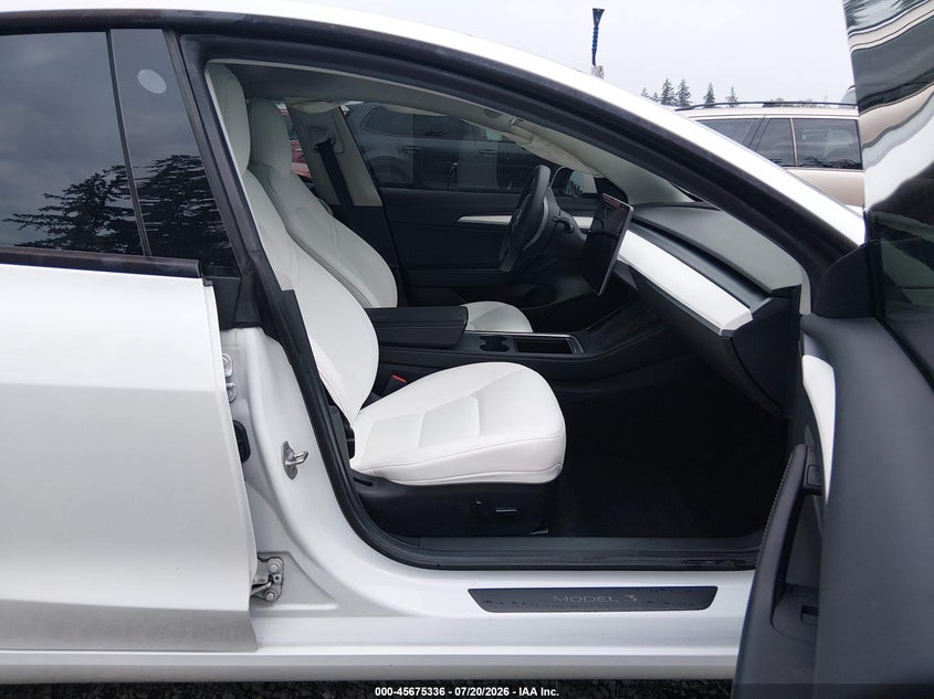 2022 Tesla Model 3 Long Range Dual Motor All-Wheel Drive VIN: 5YJ3E1EB6NF177708 Lot: 45675336
