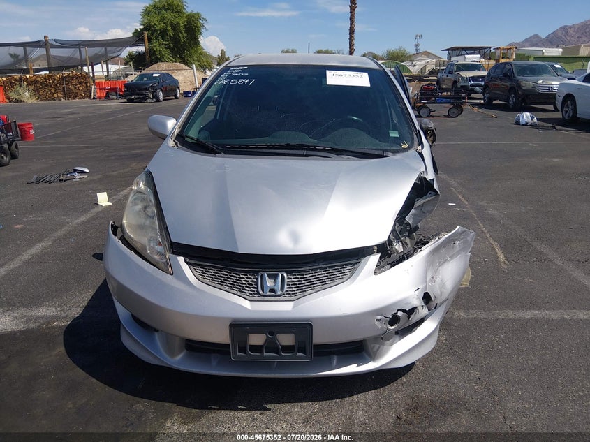 2011 Honda Fit Sport VIN: JHMGE8H52BS003518 Lot: 45675352