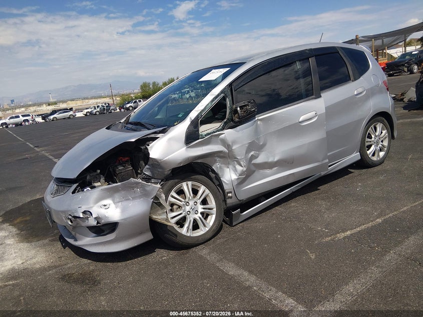 2011 Honda Fit Sport VIN: JHMGE8H52BS003518 Lot: 45675352