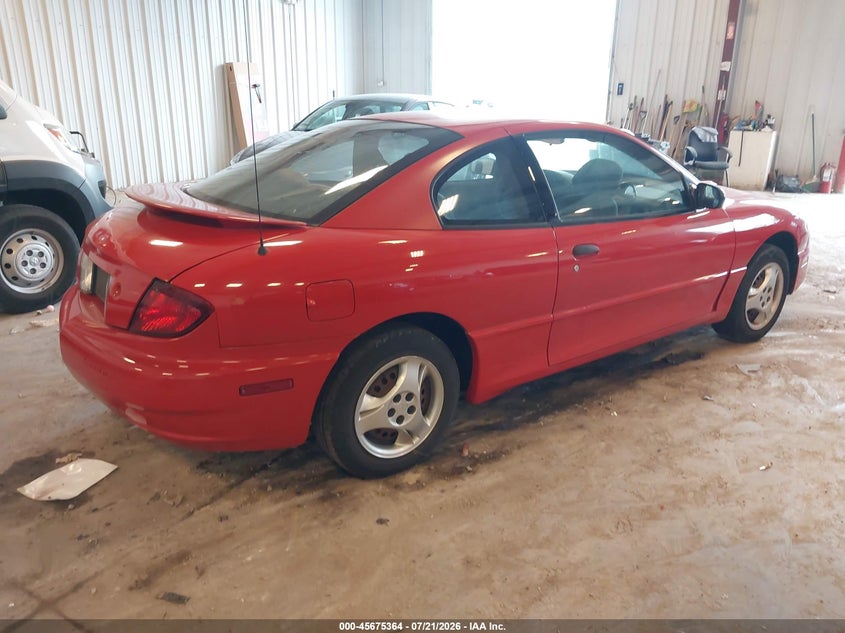 2005 PONTIAC SUNFIRE auction photo 4