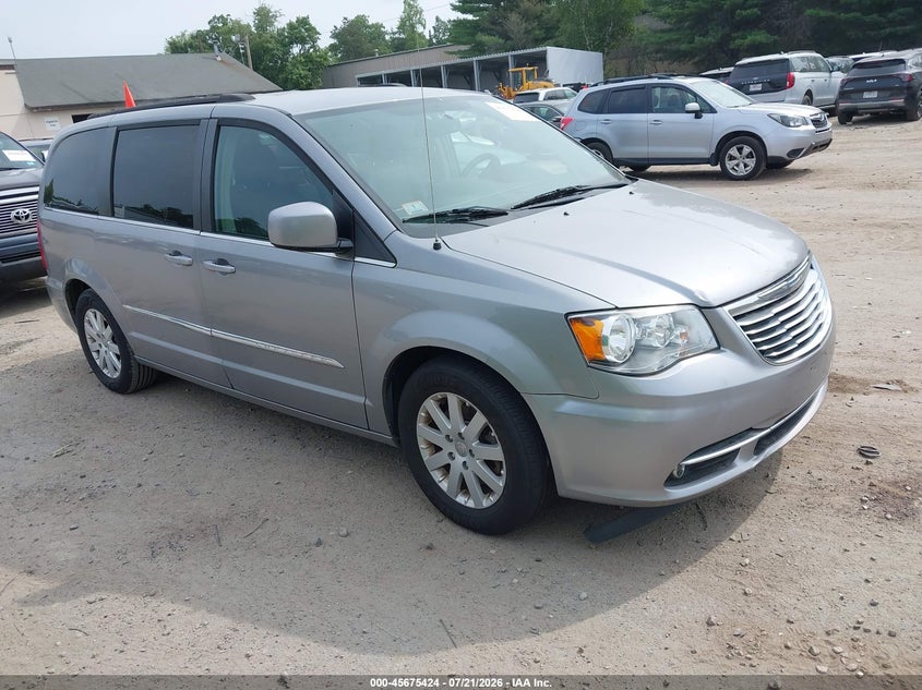 2016 Chrysler Town & Country Touring