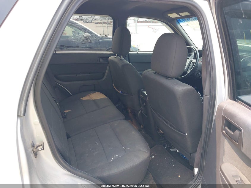 2012 FORD ESCAPE auction photo 8