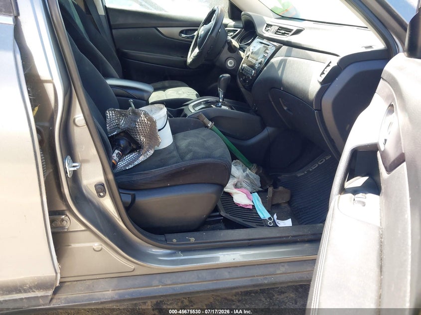2016 NISSAN ROGUE auction photo 5