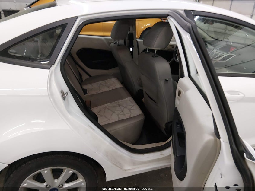 2012 FORD FIESTA auction photo 8