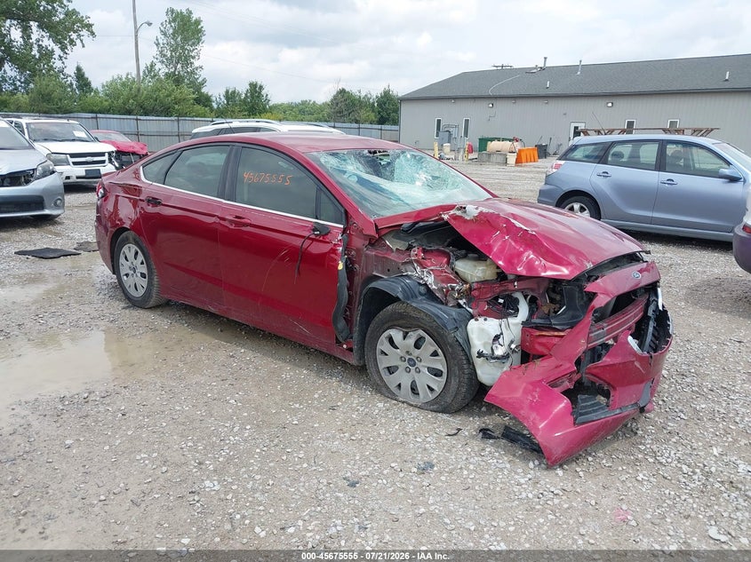 2019 Ford Fusion S, Front & Rear, IAAI, VIN 3FA6P0G75KR159792
