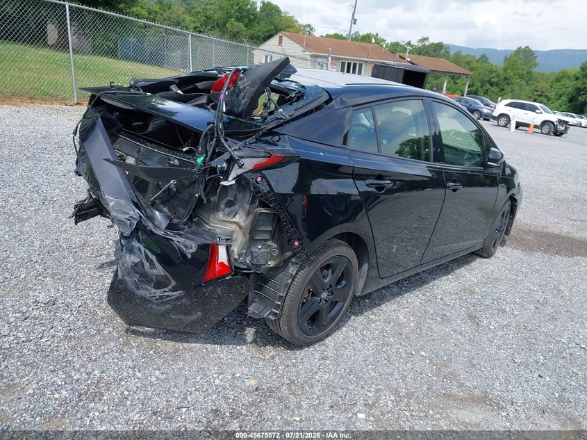 2022 TOYOTA PRIUS auction photo 4