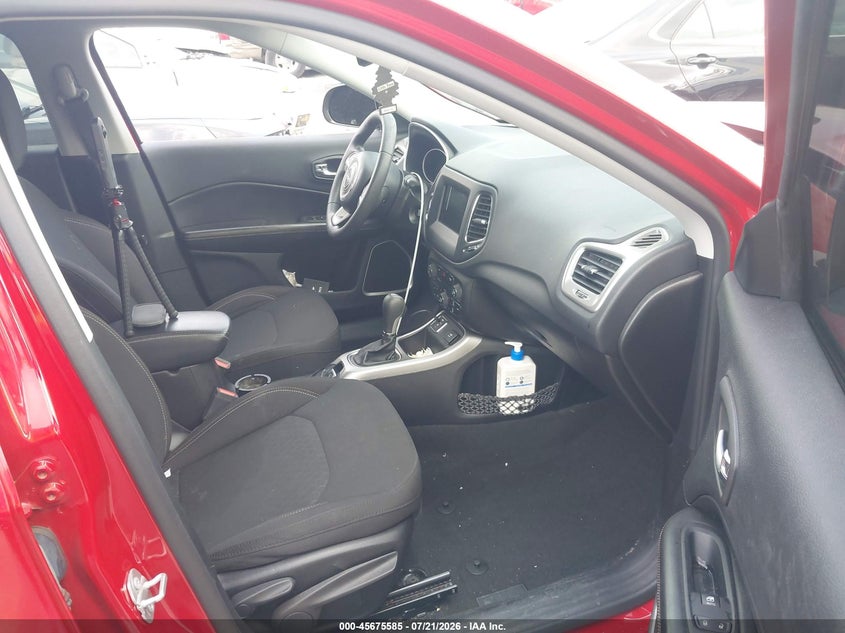 2020 JEEP COMPASS auction photo 5