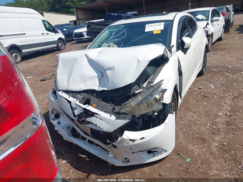 2016 MAZDA MAZDA3 auction photo 6