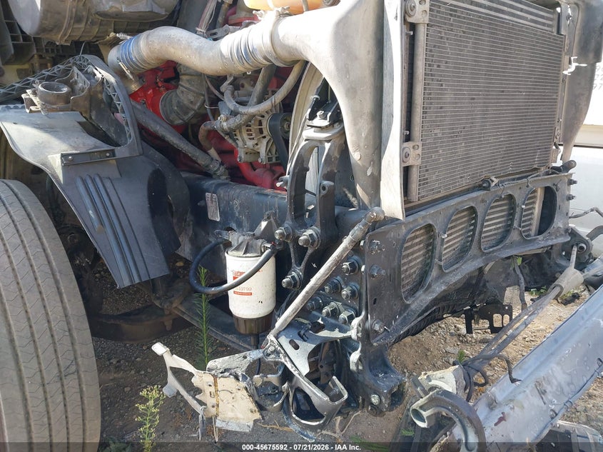 2015 VOLVO VN auction photo 6