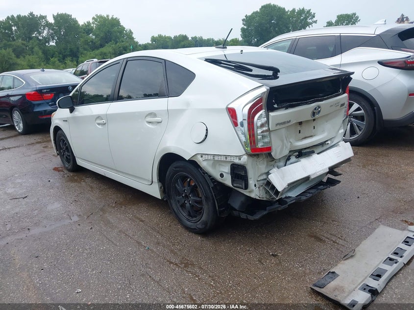 Vin: jtdkn3du5f1889132, lot: 46174202, toyota prius three 20153
