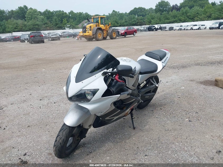 2001 HONDA CBR600 auction photo 2