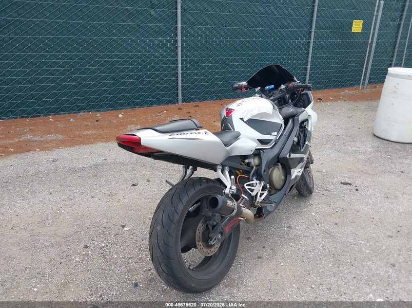 2001 HONDA CBR600 auction photo 4