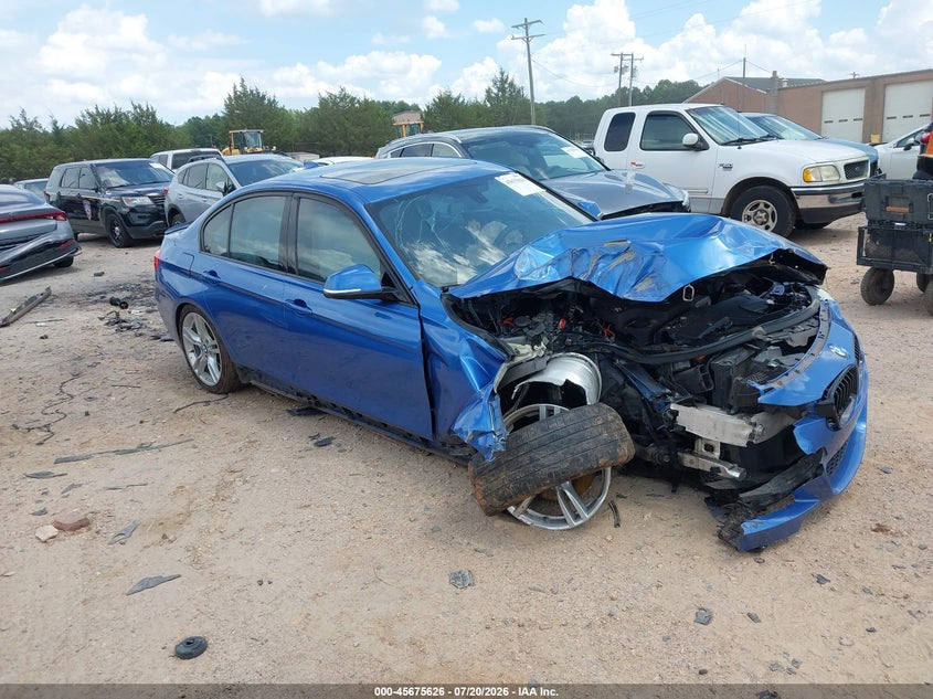2013 BMW 328I — zdjęcie z aukcji