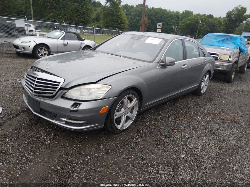2011 MERCEDES-BENZ S 550 auction photo 2