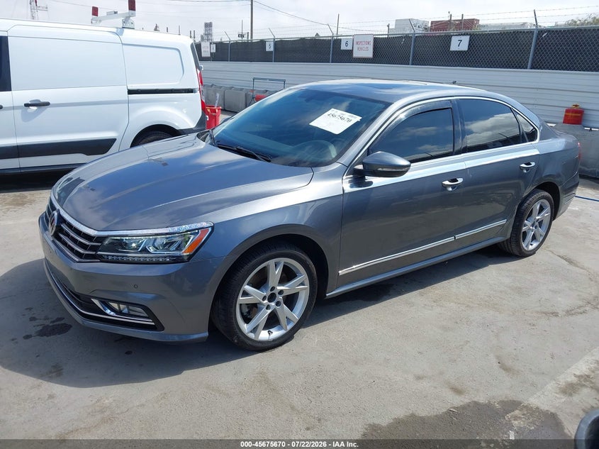 2018 VOLKSWAGEN PASSAT auction photo 2