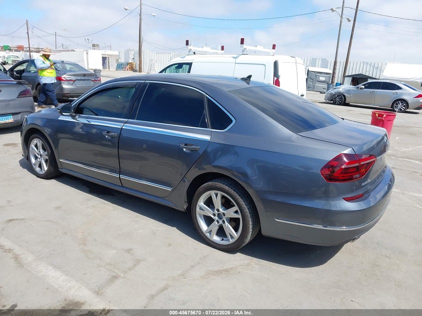 2018 VOLKSWAGEN PASSAT auction photo 3