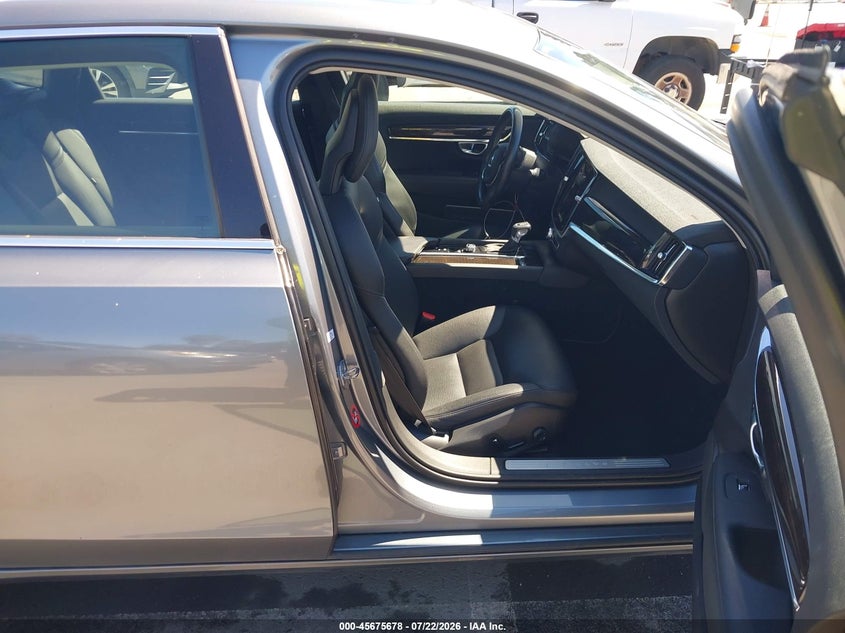 2018 VOLVO S90 auction photo 5