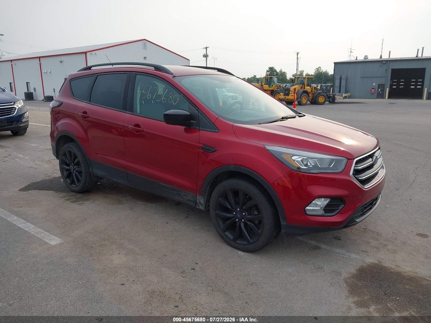 Vin: 1fmcu0gd6jub39792, lot: 46174280, ford escape se 2018 img_1