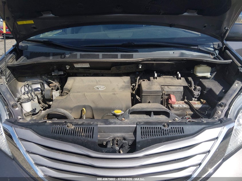 2015 Toyota Sienna Xle Premium 8 Passenger VIN: 5TDYK3DC3FS638932 Lot: 45675682
