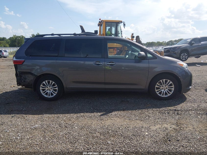 2015 Toyota Sienna Xle Premium 8 Passenger VIN: 5TDYK3DC3FS638932 Lot: 45675682