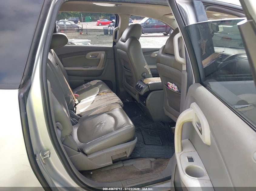 2011 CHEVROLET TRAVERSE auction photo 8