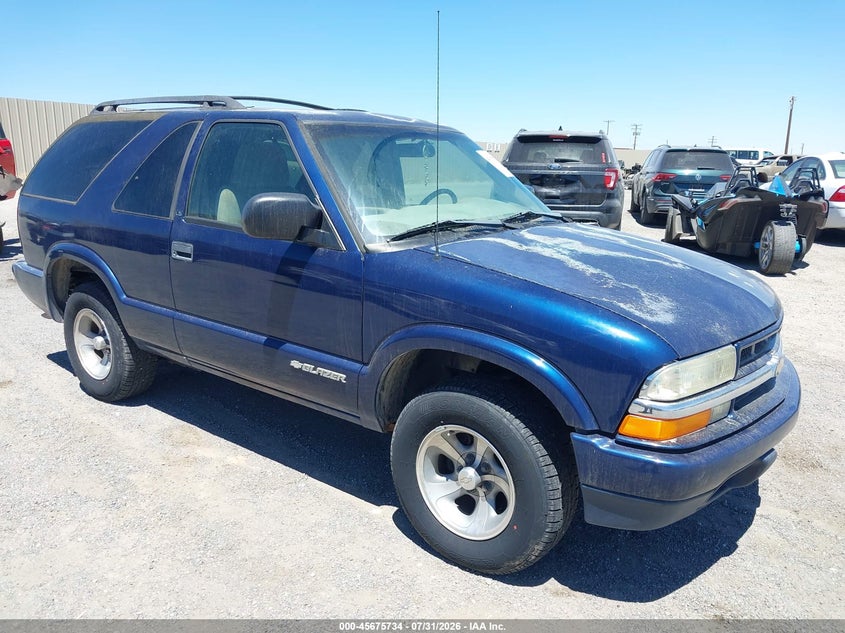 2002 CHEVROLET BLAZER auction photo 1