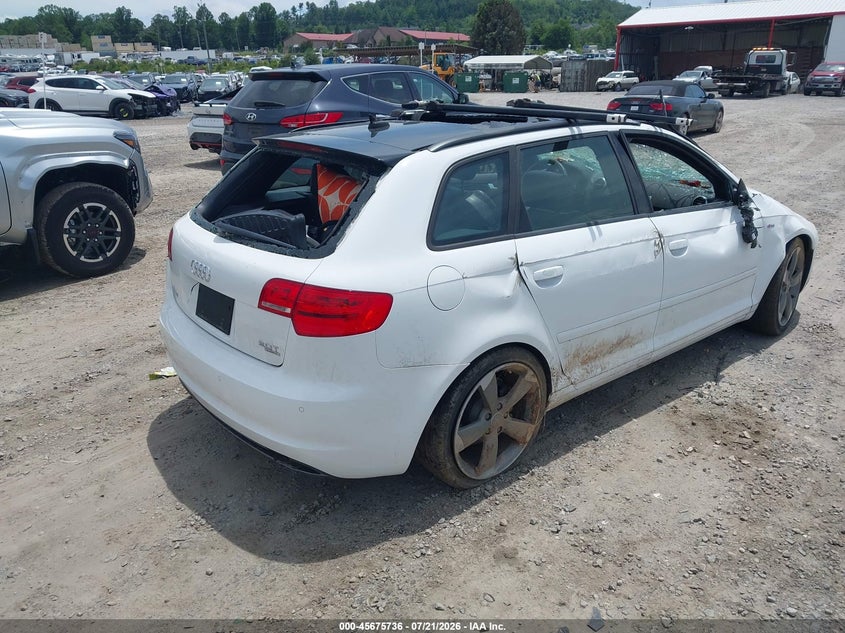 Vin: waumfafm1ca101639, lot: 46174336, audi a3 2.0t premium plus 20124