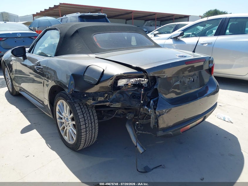 2017 FIAT 124 SPIDER auction photo 6