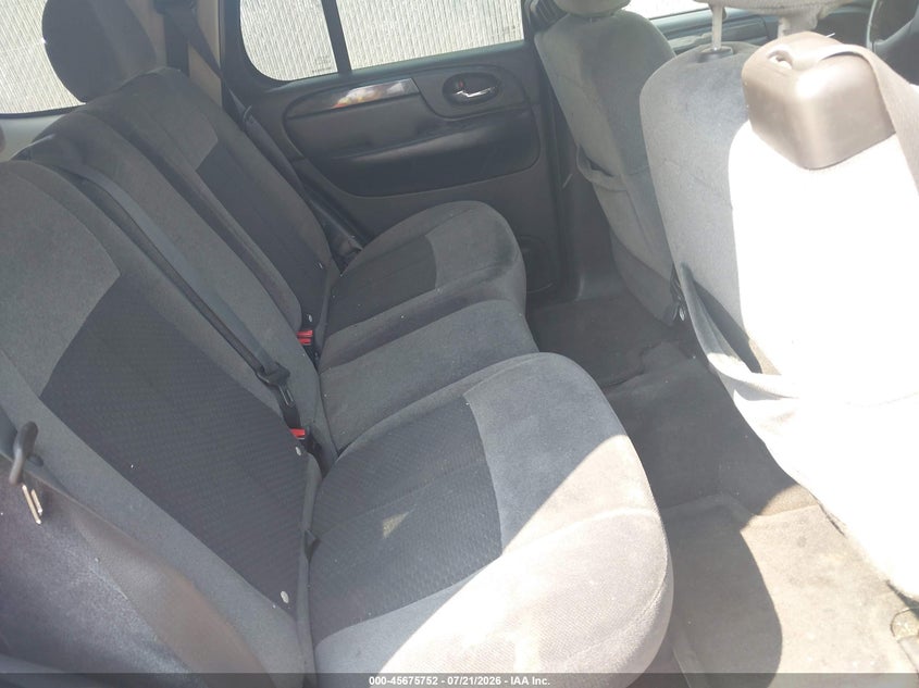 2008 GMC ENVOY auction photo 8