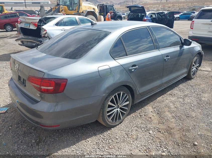 2016 VOLKSWAGEN JETTA auction photo 4