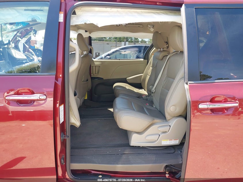 2015 Toyota Sienna Xle 8 Passenger VIN: 5TDYK3DC3FS588100 Lot: 45675776